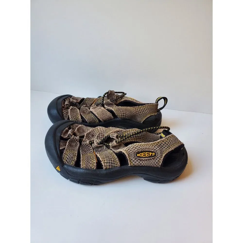 KEEN Sandals Boys Slip On Sz 1 Brown Geometric Waterproof Outdoor‎ shoes